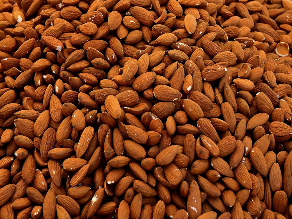 Image of a pile of almonds.